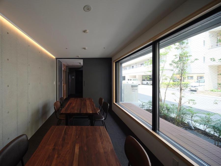 East Square Tokyo Hotell Exteriör bild
